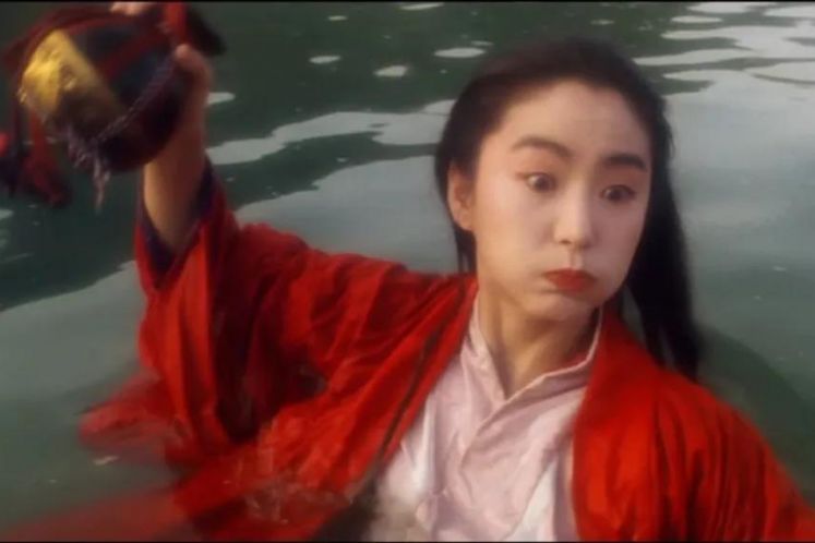 白酒，地產(chǎn)，無(wú)聲散場(chǎng)
